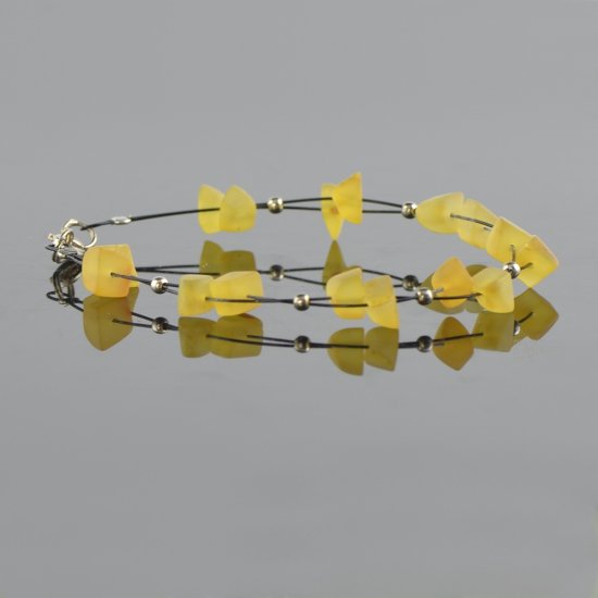 Yellow raw Baltic amber bracelet with wire